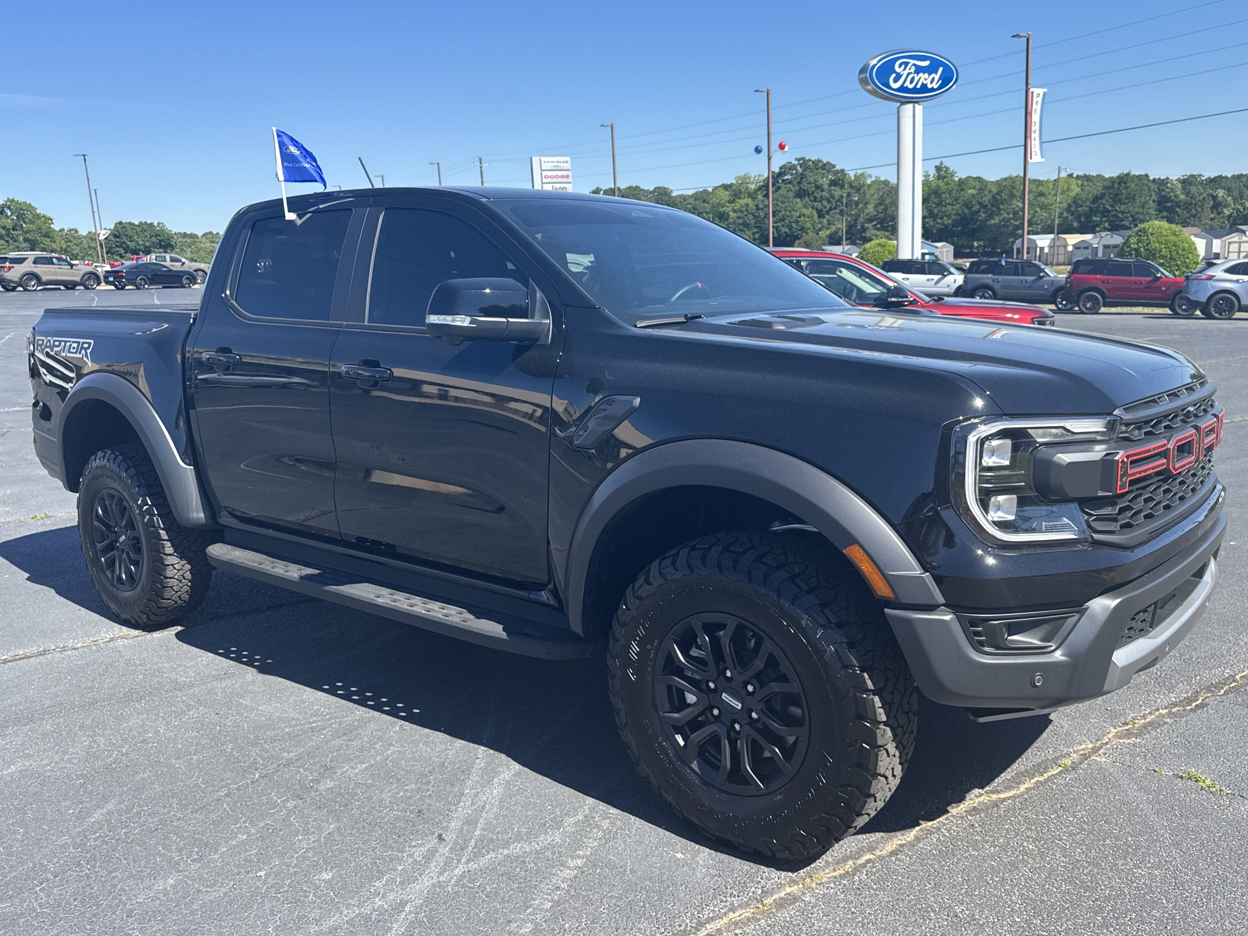 Certified 2025 Ford Ranger Raptor AWD/4WD image 4