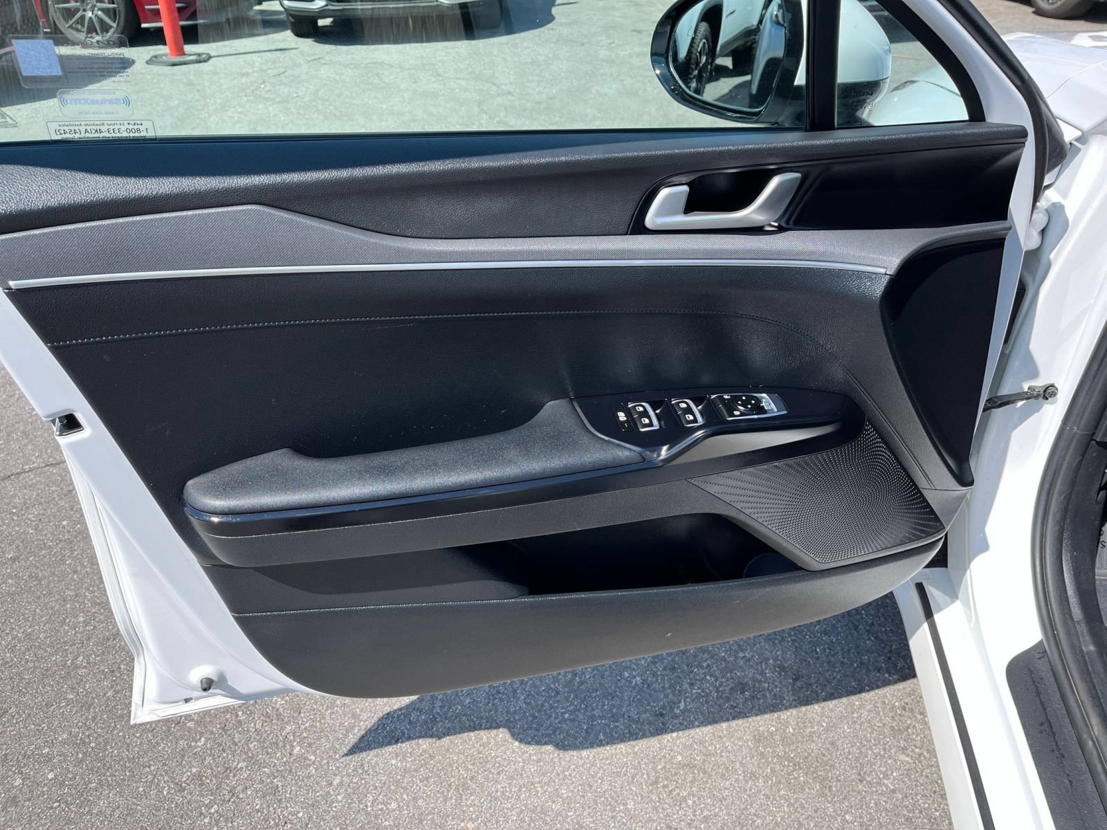 Used 2025 Kia K5 LXS FWD image 18