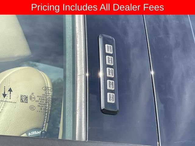 Used 2022 Ford F250 Lariat w/ FX4 Off-Road Package AWD/4WD image 12
