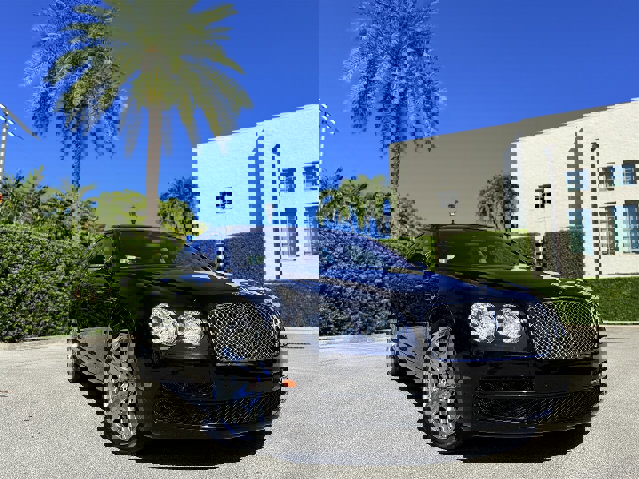 Used 2015 Bentley Flying Spur V8 image 27