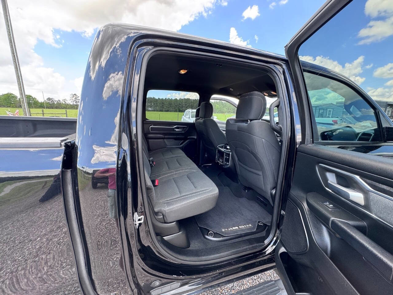Used 2019 RAM 1500 Big Horn image 17