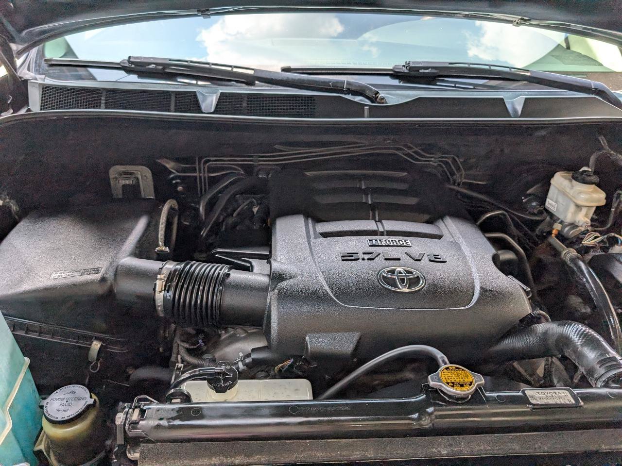 Used 2012 Toyota Tundra Limited w/ Platinum Pkg AWD/4WD image 30