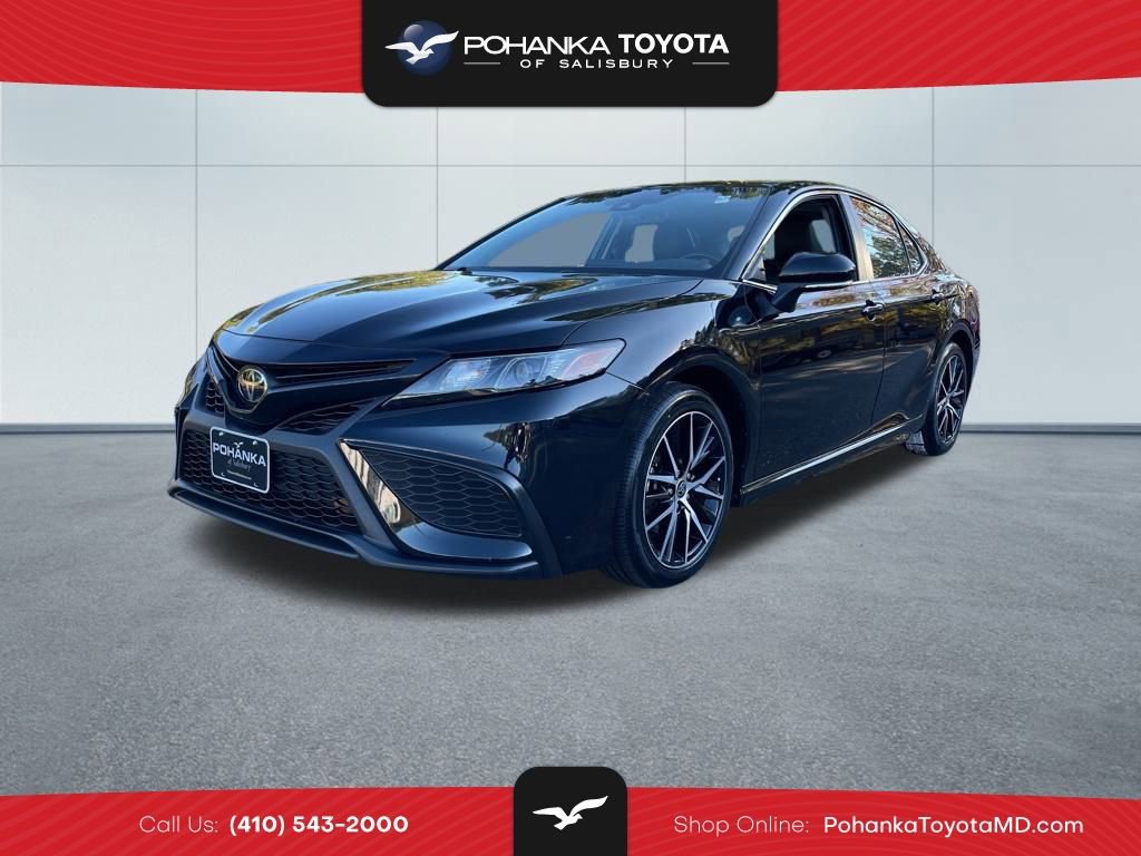 Used 2022 Toyota Camry SE
