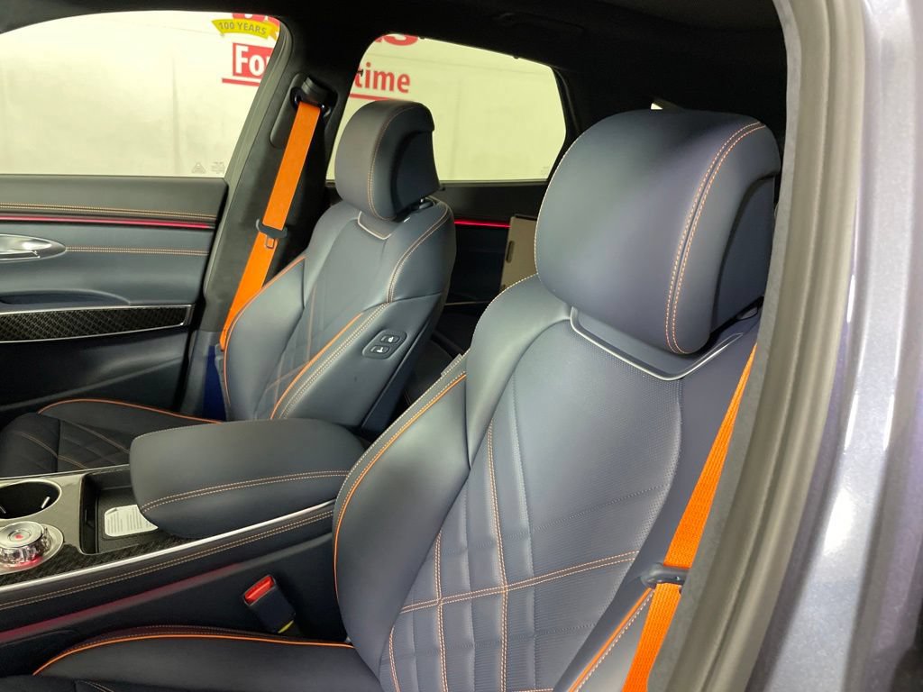 New 2026 Genesis GV70 3.5T Sport Prestige AWD/4WD image 19