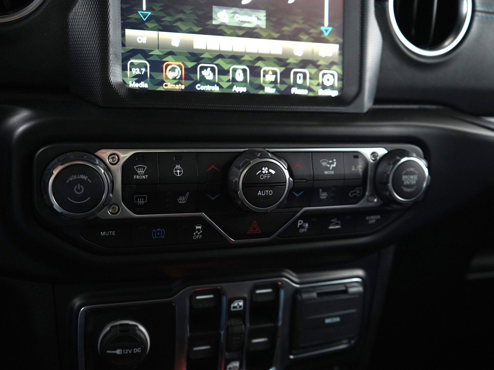 Used 2022 Jeep Wrangler Unlimited Rubicon 4xe w/ Steel Bumper Group image 22