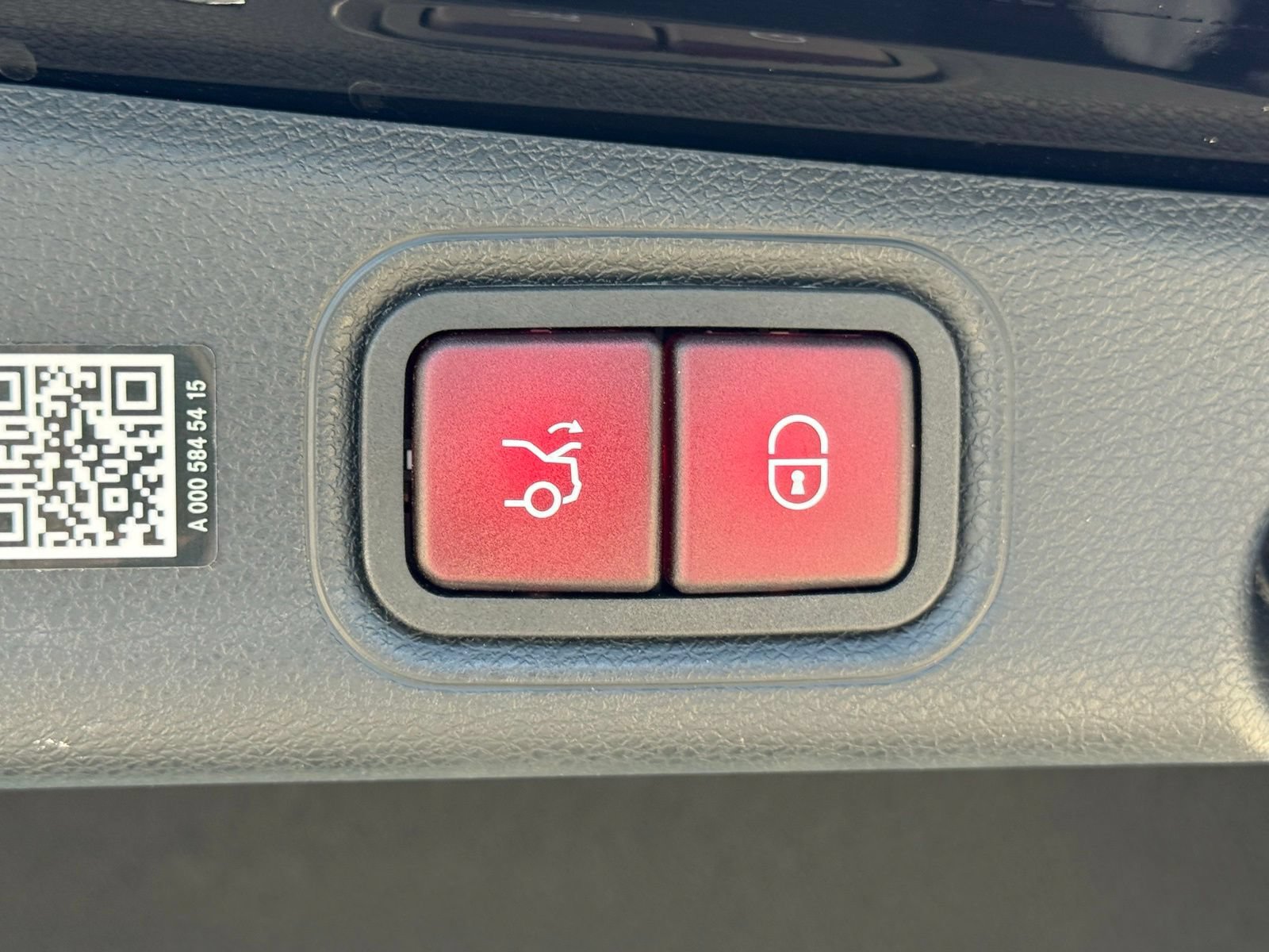 Used 2023 Mercedes-Benz E 450 4MATIC Sedan image 19
