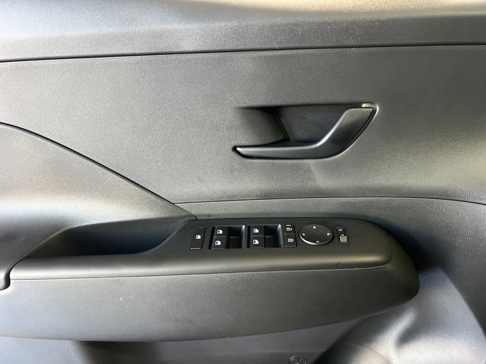 New 2026 Hyundai Kona SE AWD/4WD image 13