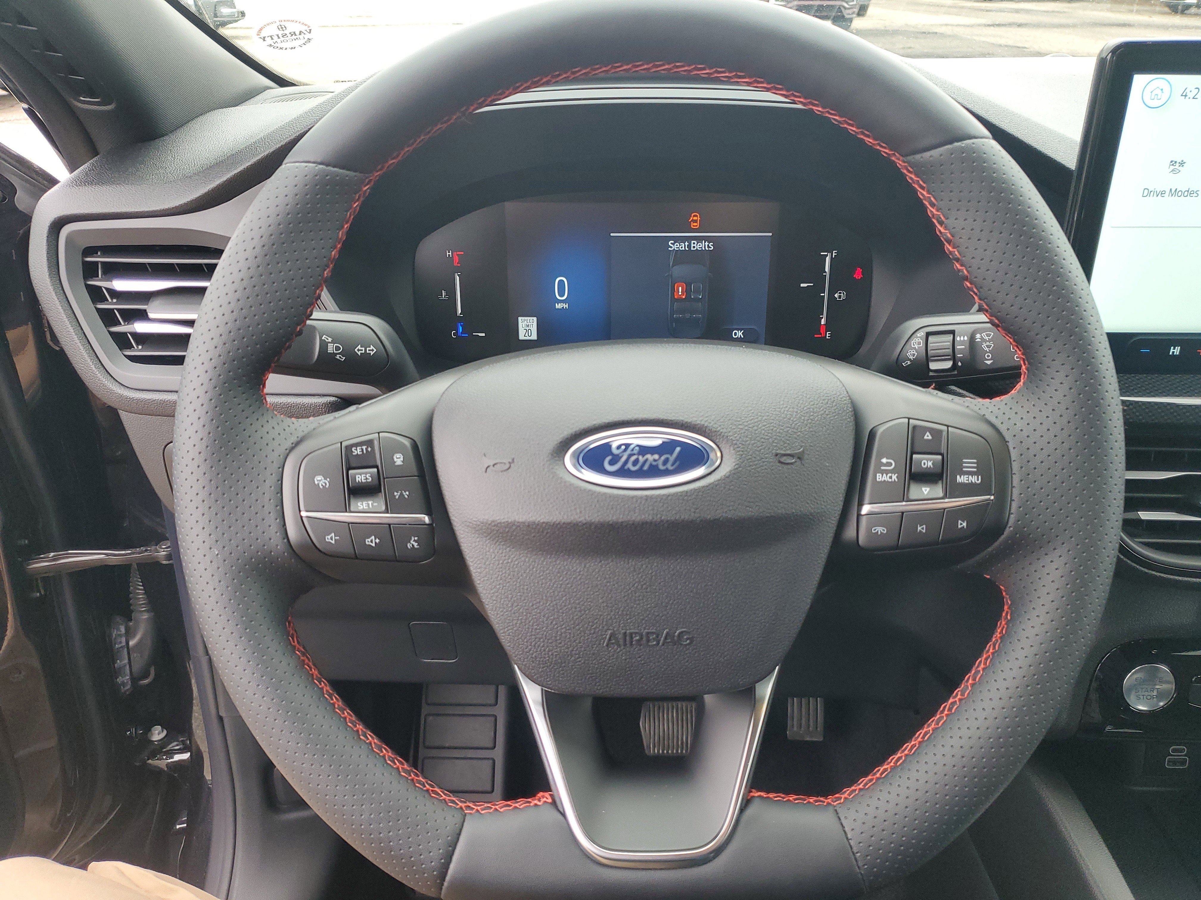 Used 2025 Ford Escape ST-Line w/ Tech Pack #1 AWD/4WD image 13