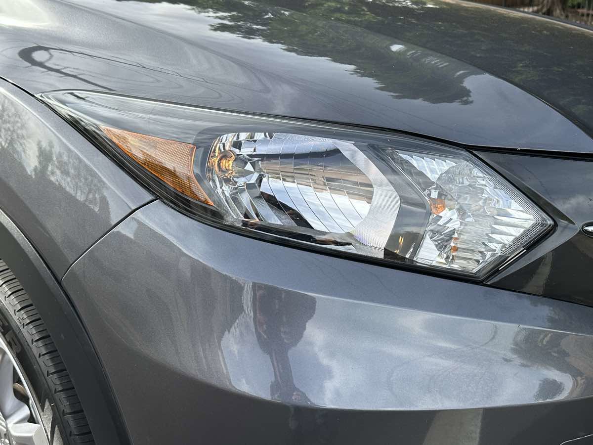 Used 2017 Honda HR-V LX image 45