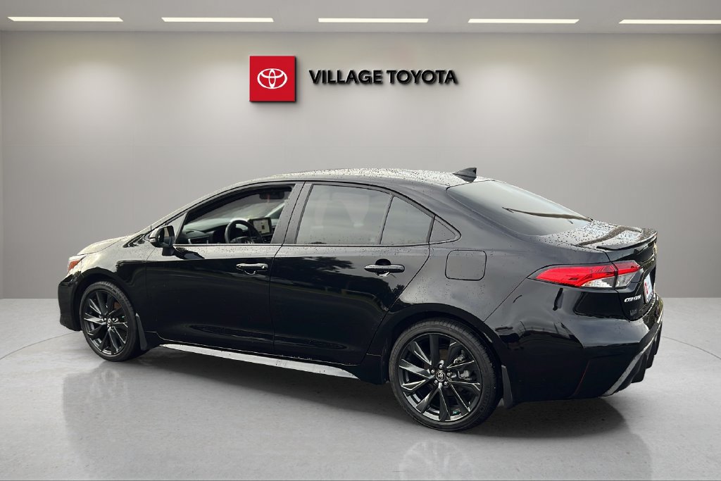 Certified 2026 Toyota Corolla SE FWD image 3