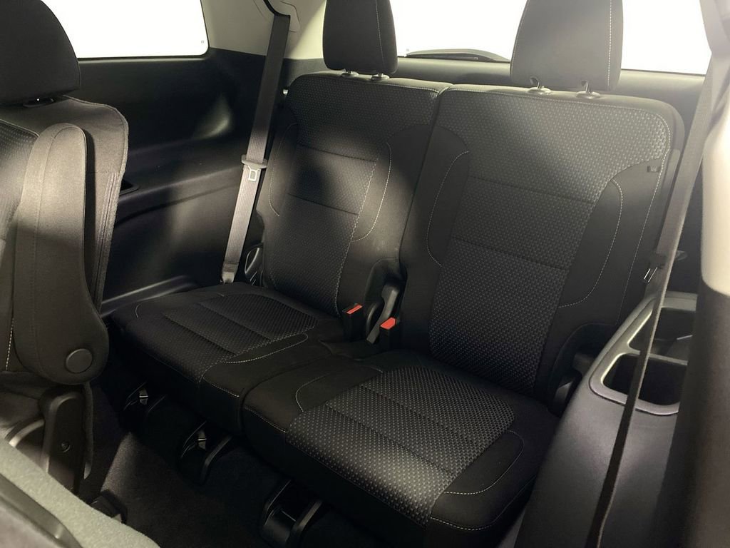 Used 2023 GMC Acadia SLE w/ Driver Convenience Package image 22