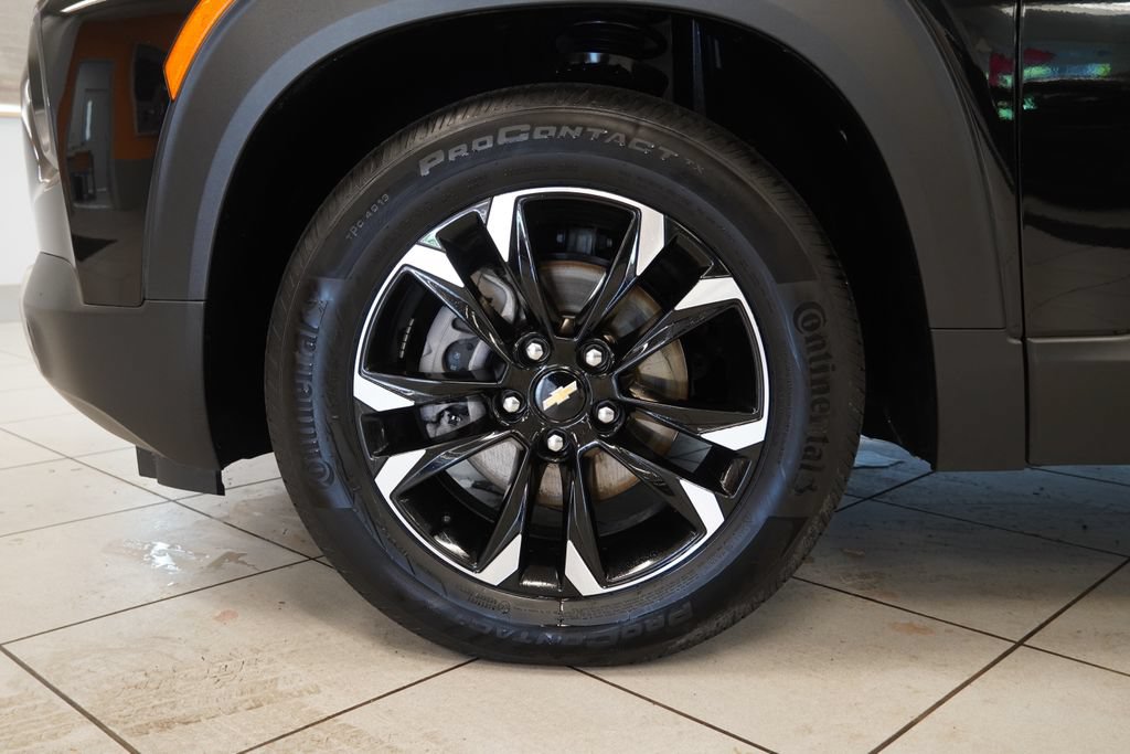 Used 2023 Chevrolet TrailBlazer LT w/ Convenience Package FWD image 15