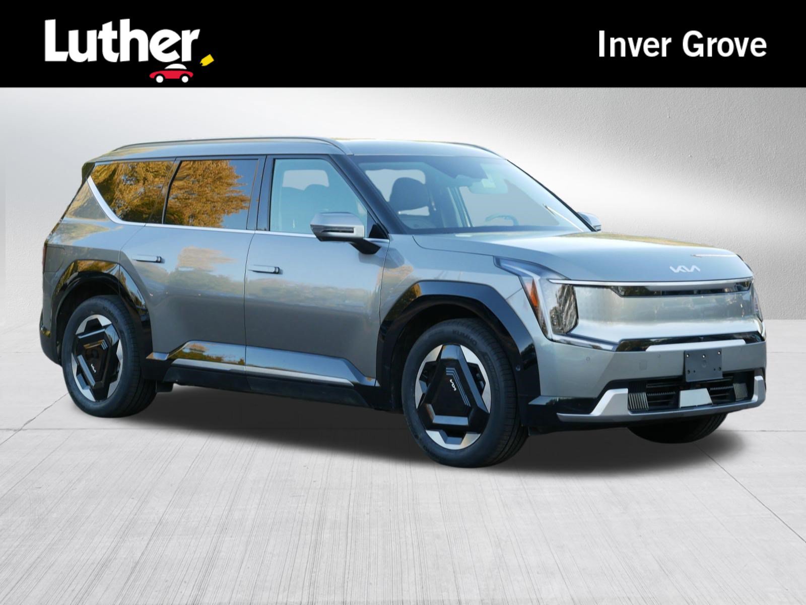 Certified 2024 Kia EV9 Land w/ Towing Package AWD/4WD image 1