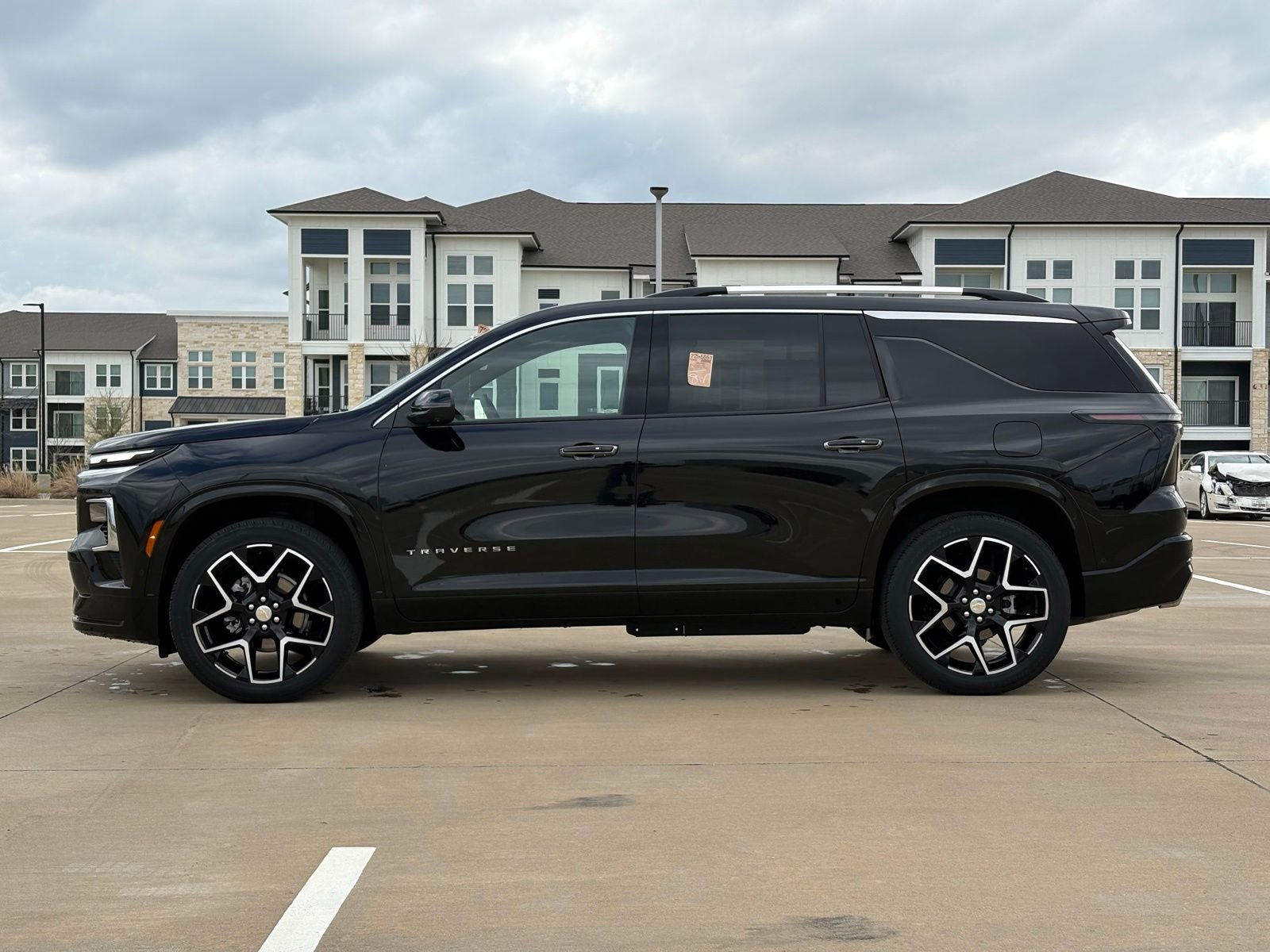 Certified 2025 Chevrolet Traverse High Country image 4