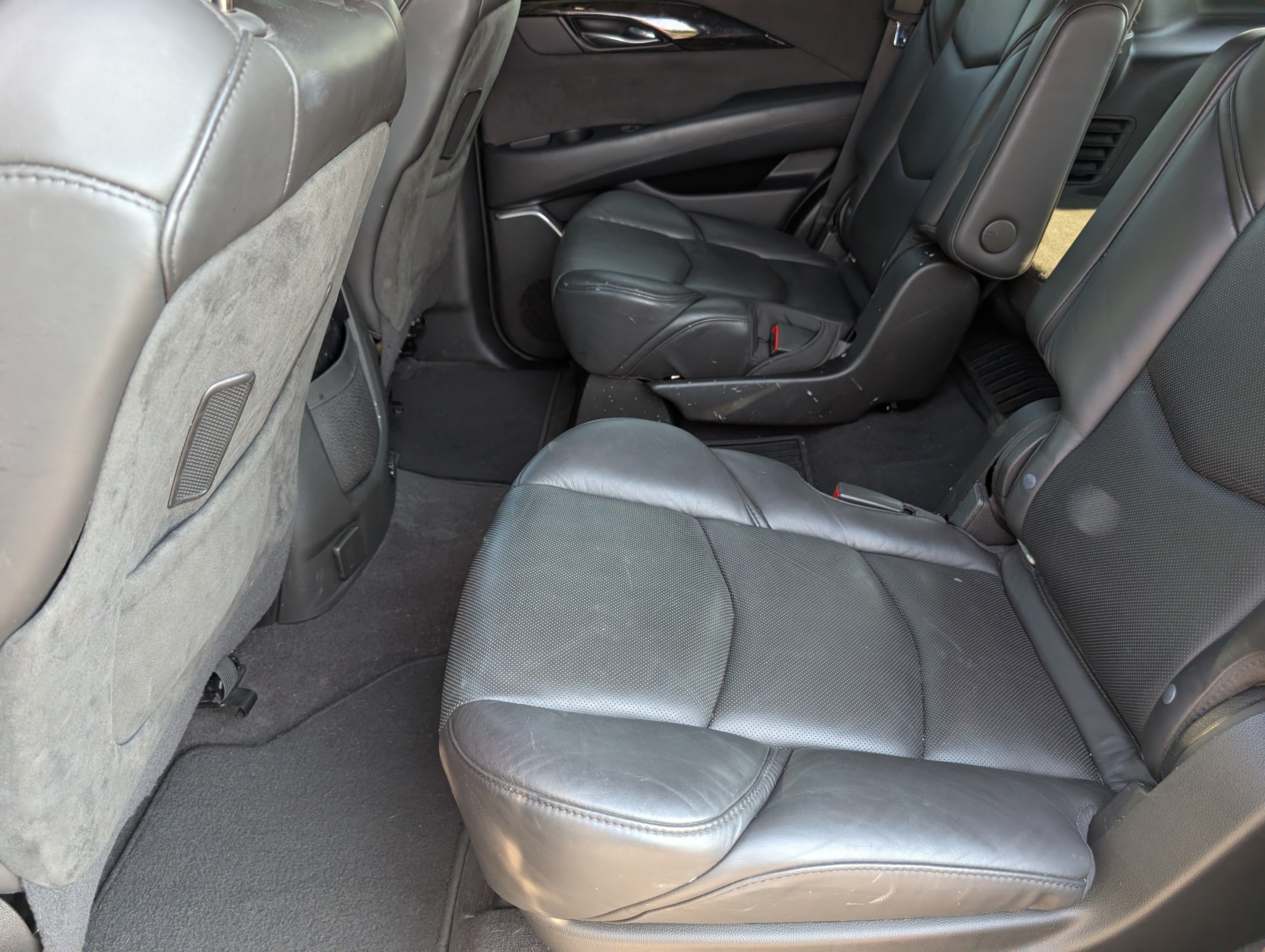 Used 2020 Cadillac Escalade Platinum AWD/4WD image 7