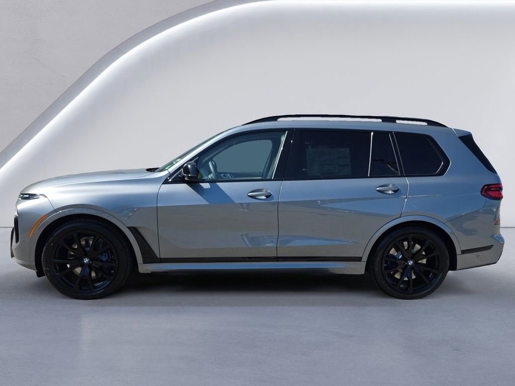 New 2026 BMW X7 M60i image 6