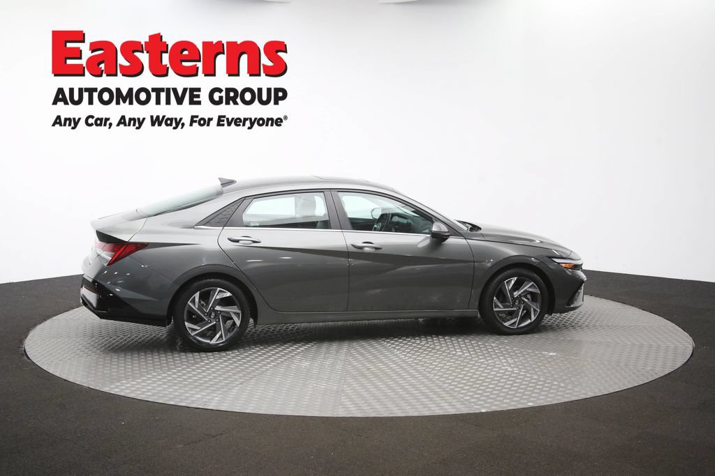 Used 2024 Hyundai Elantra Limited FWD image 46