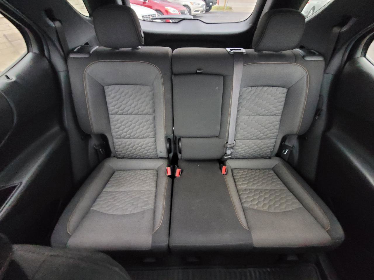 Used 2018 Chevrolet Equinox LT image 28