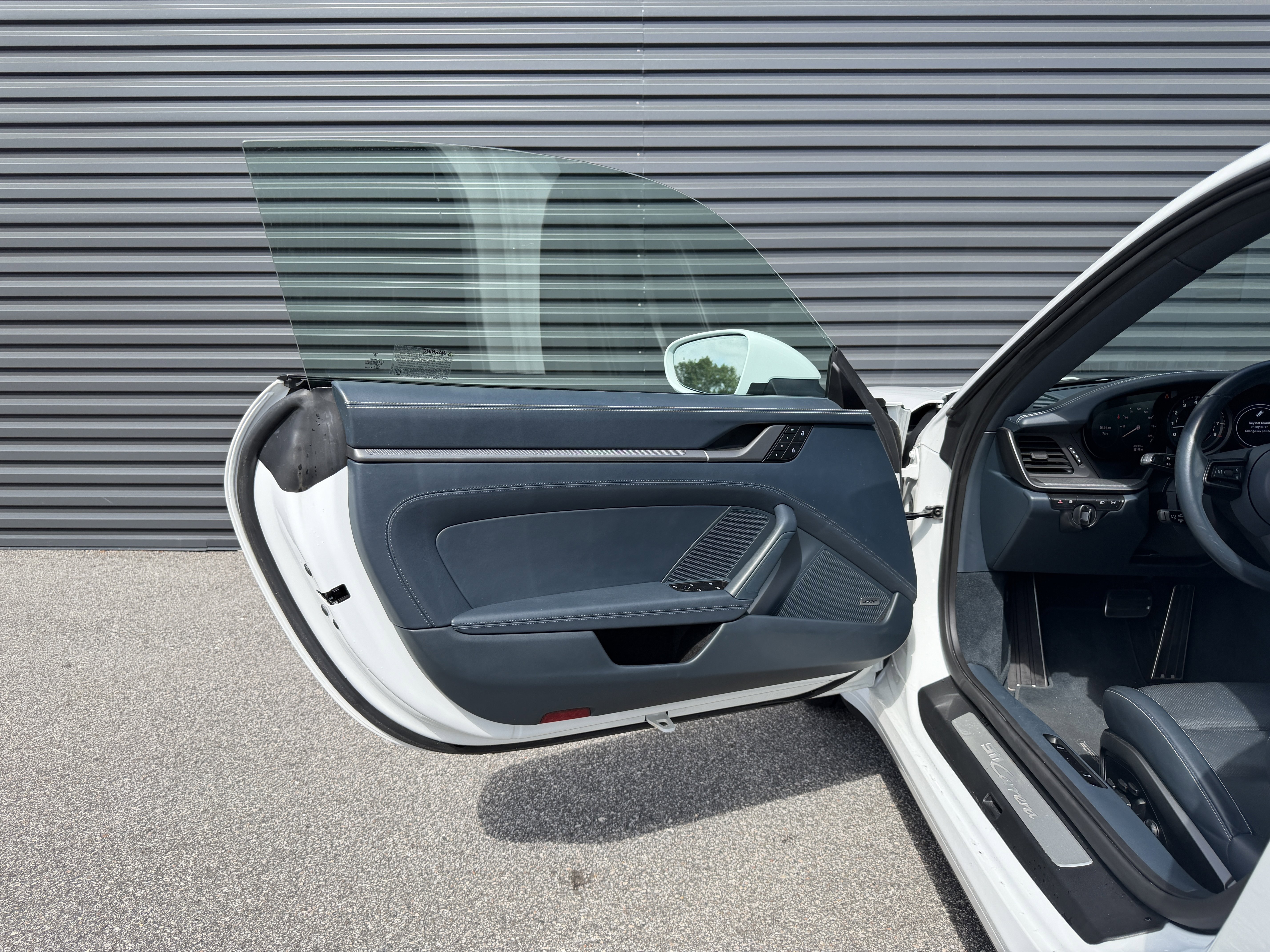 Certified 2022 Porsche 911 Carrera image 18