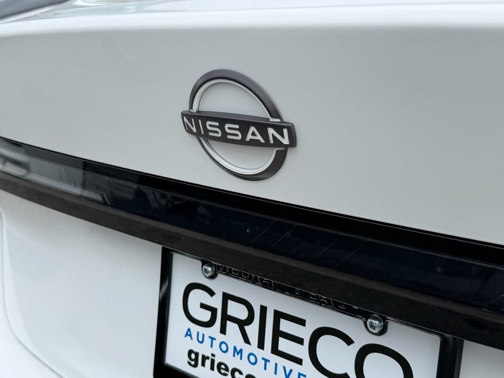 New 2026 Nissan Sentra SV w/ Floor Mat Package FWD image 9