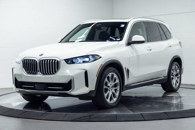 Used 2026 BMW X5 xDrive40i AWD/4WD image 6