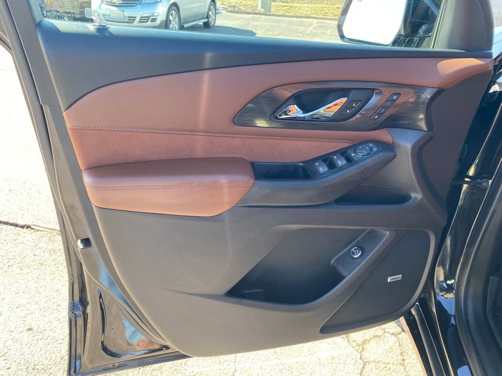Used 2019 Chevrolet Traverse High Country w/ LPO, Floor Liner Package image 9