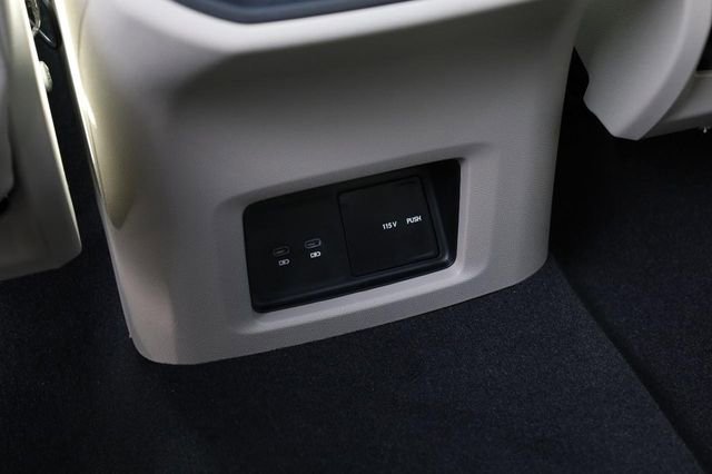 New 2026 Volkswagen Atlas SE image 26