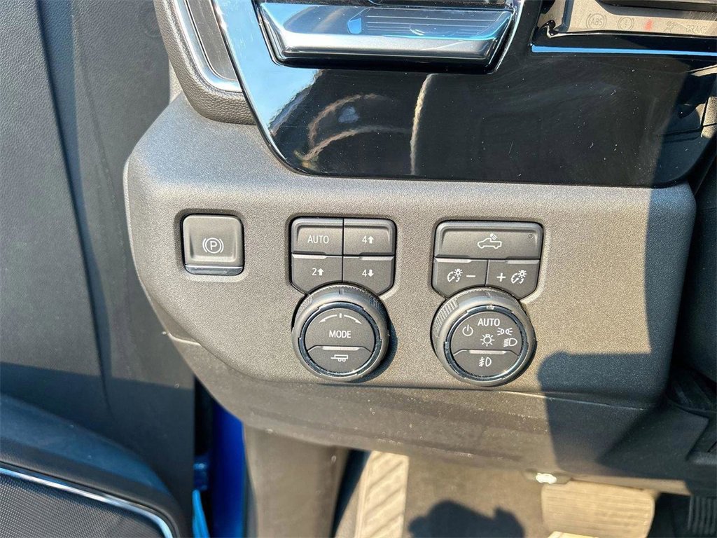 Used 2023 Chevrolet Silverado 1500 RST w/ Z71 Off-Road Package image 24