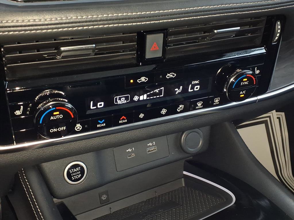 Certified 2023 Nissan Rogue Platinum w/ Platinum Premium Package image 29