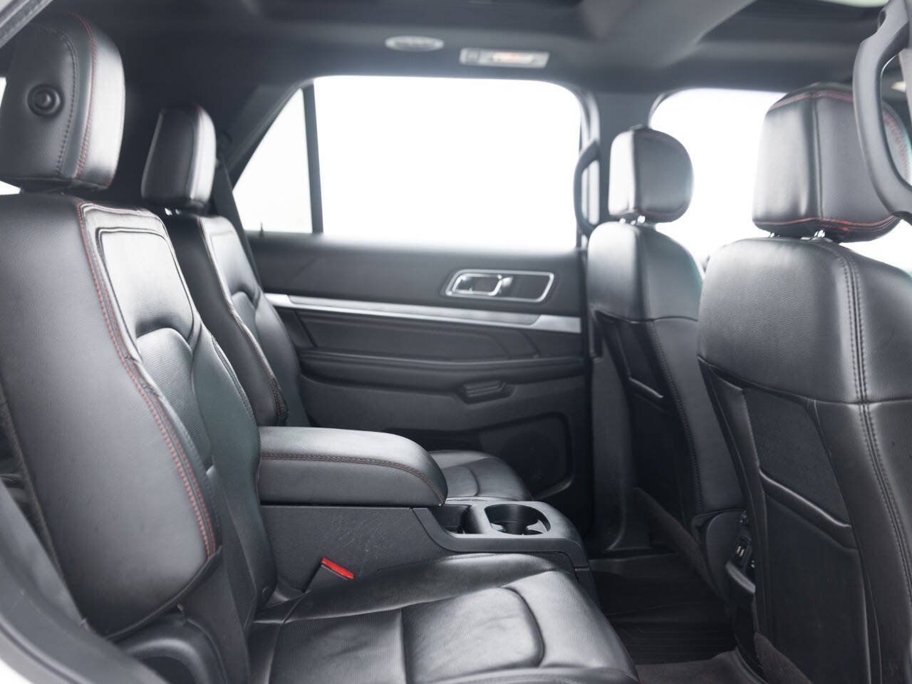 Used 2017 Ford Explorer Sport w/ Equipment Group 401A AWD/4WD image 29