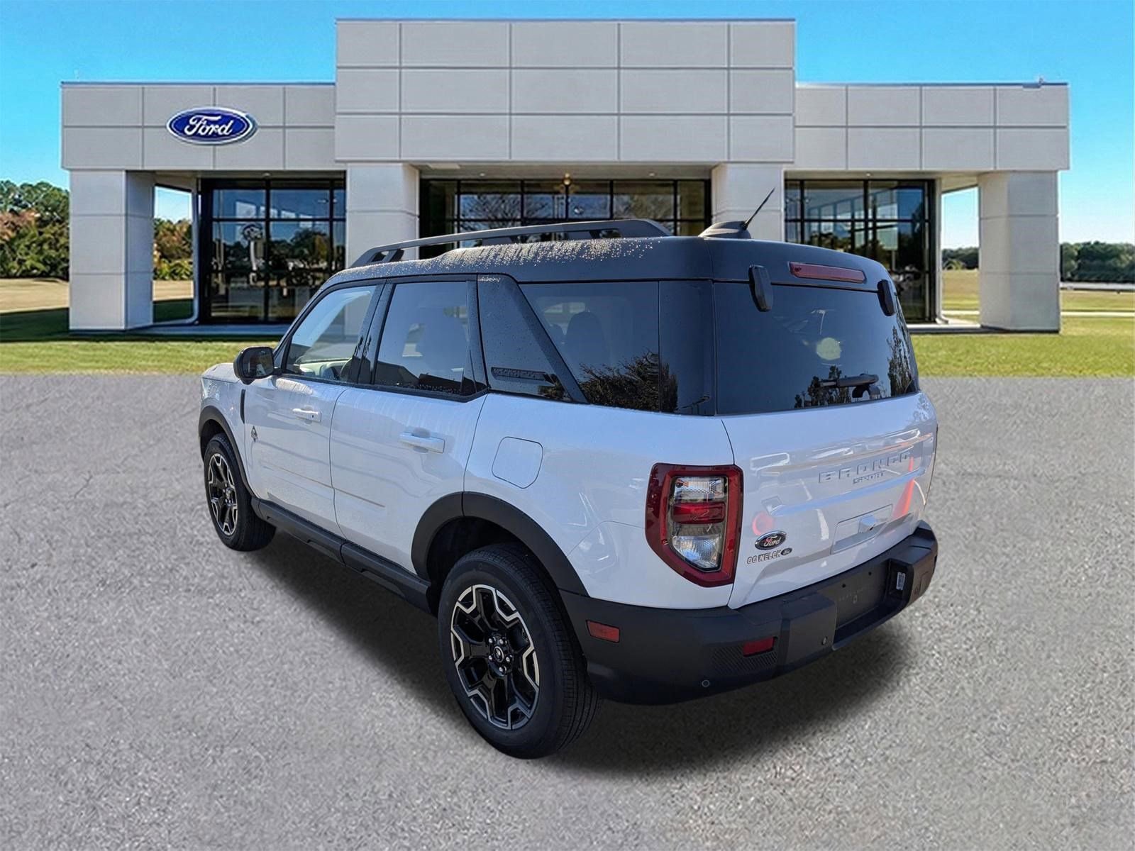 New 2025 Ford Bronco Sport Outer Banks w/ Outer Banks Tech Package+ image 7