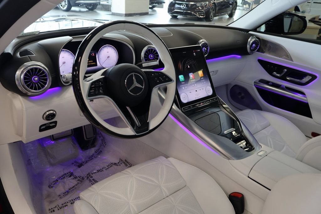 New 2026 Mercedes-Benz Maybach SL 680 image 3