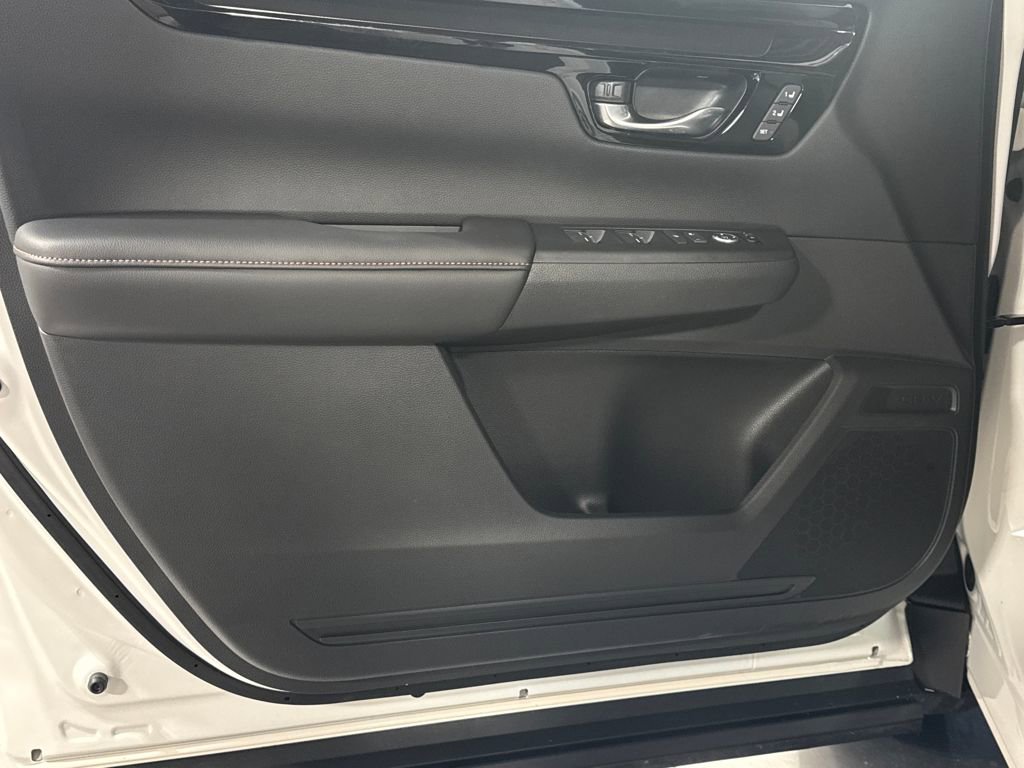 Used 2026 Honda CR-V Sport Touring image 25