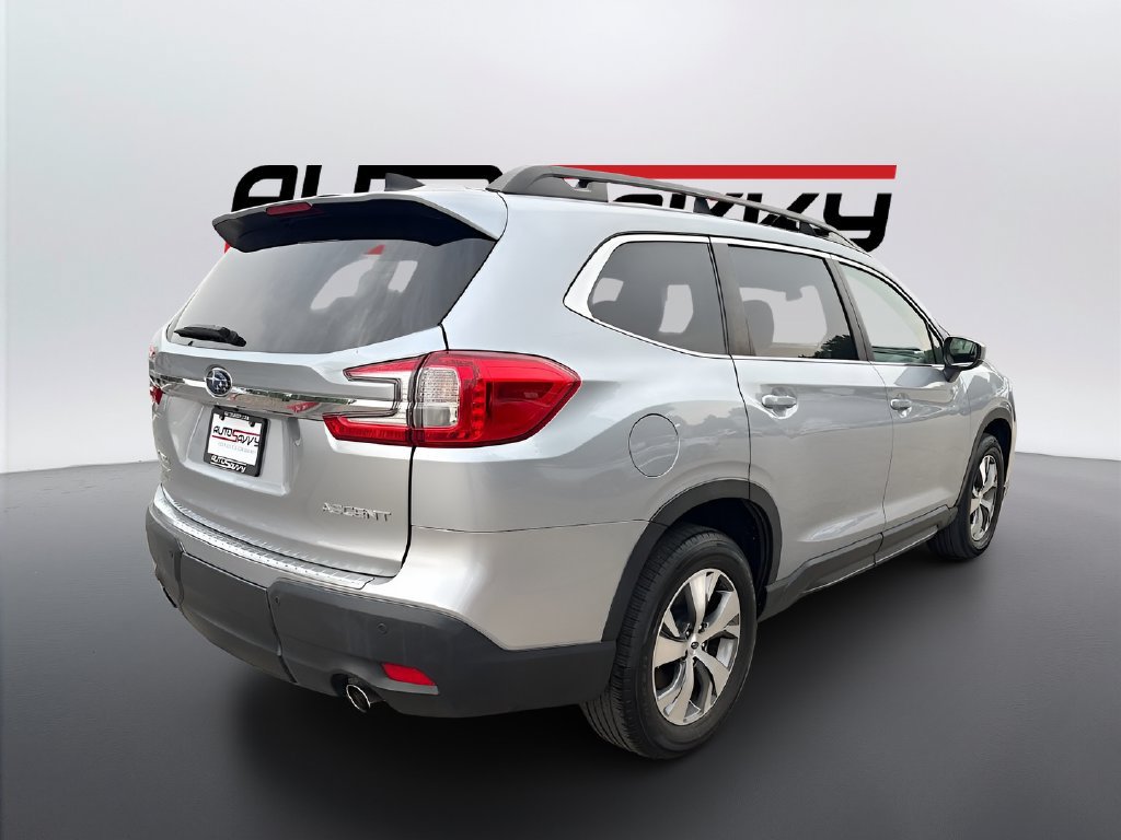 Used 2024 Subaru Ascent Premium w/ Convenience Package AWD/4WD image 7