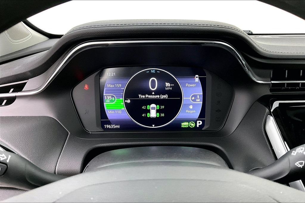 Used 2023 Chevrolet Bolt EUV LT w/ Driver Confidence Package FWD image 24