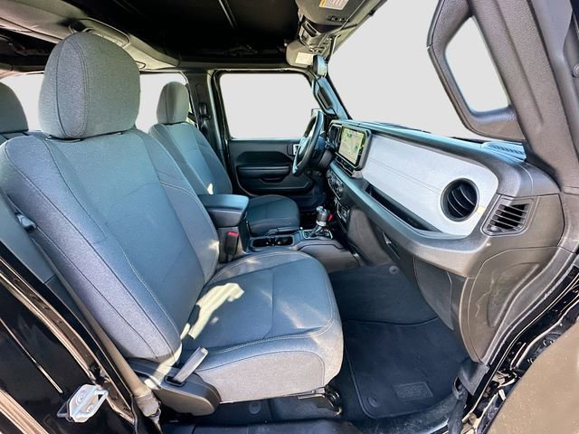 Used 2024 Jeep Wrangler Unlimited Sport AWD/4WD image 26