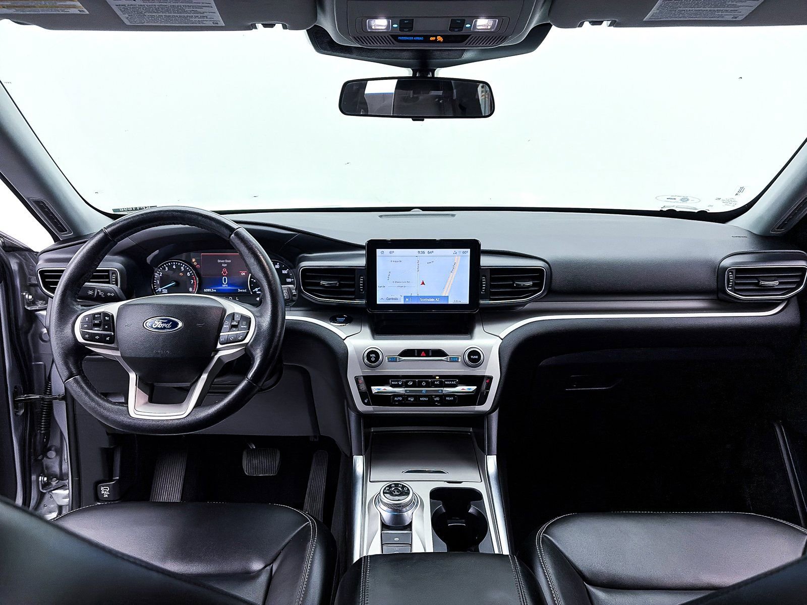 Used 2022 Ford Explorer XLT w/ Equipment Group 202A image 30