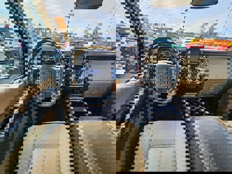 Used 2013 Ford F450 Lariat w/ Lariat Ultimate Pkg image 17