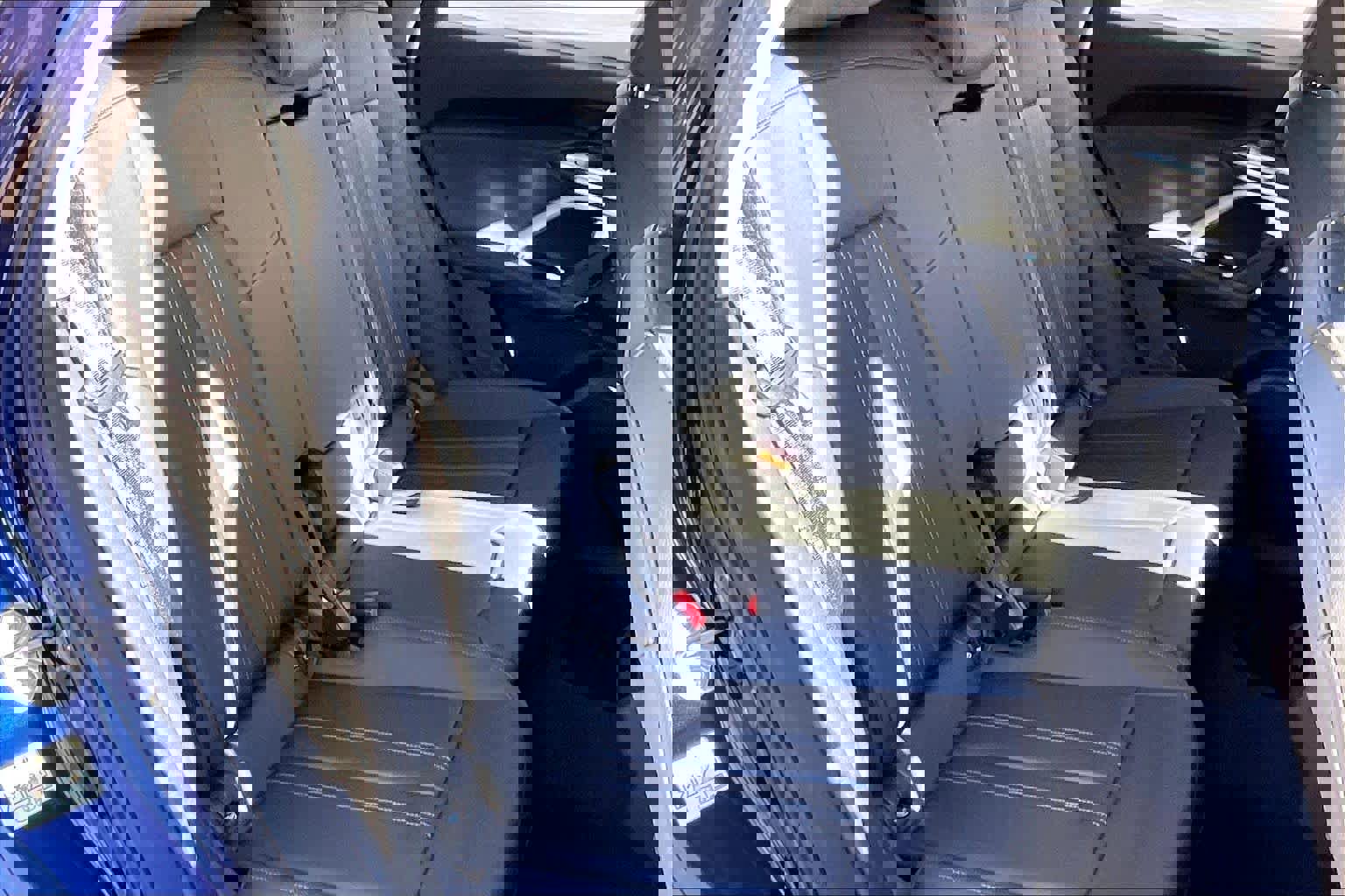 Used 2025 Audi Q5 Premium w/ Convenience Package image 18