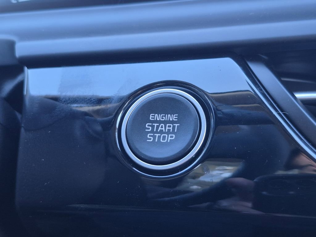 New 2026 Kia Seltos S image 25