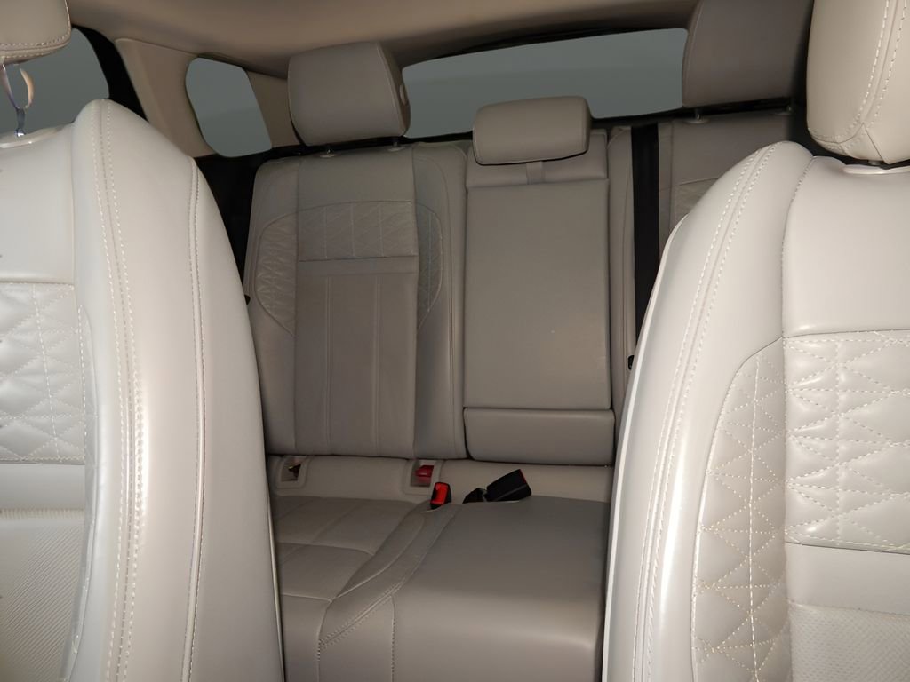 Used 2022 Land Rover Range Rover Evoque SE image 26