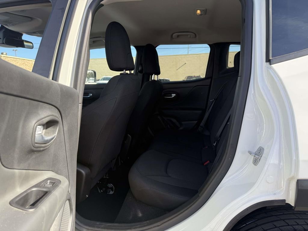 Used 2022 Jeep Renegade Sport w/ Sport Appearance Group image 24