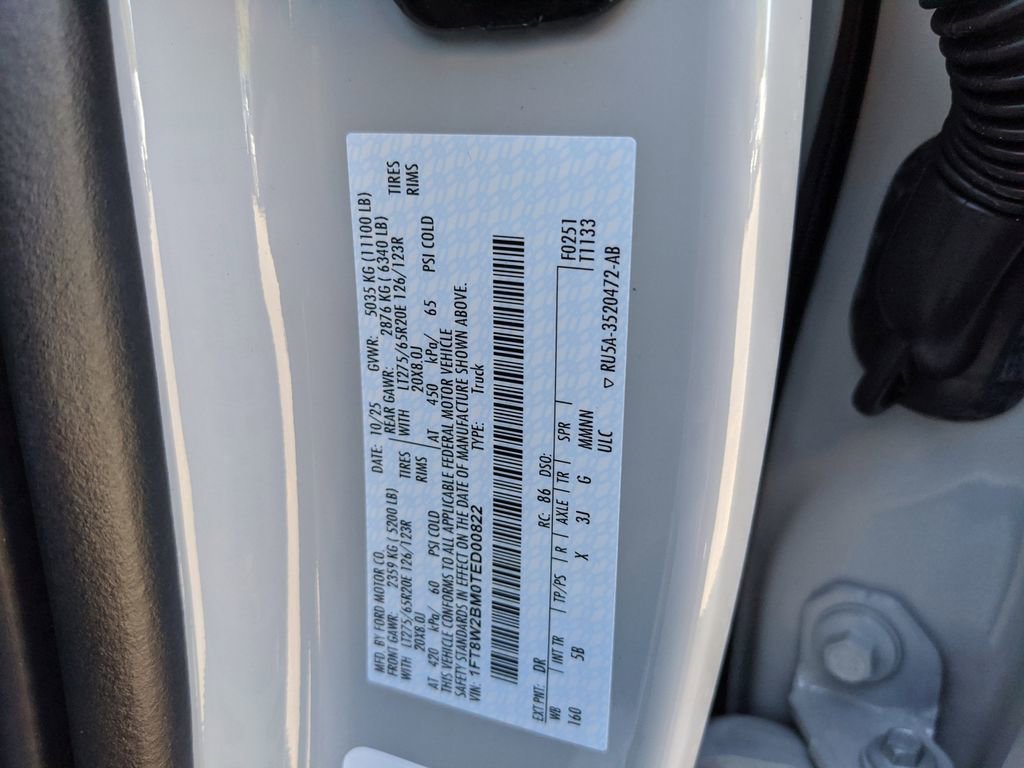 New 2026 Ford F250 Lariat w/ Black Appearance Package image 34