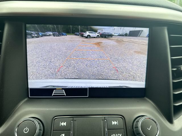 Used 2023 GMC Acadia SLE FWD image 18