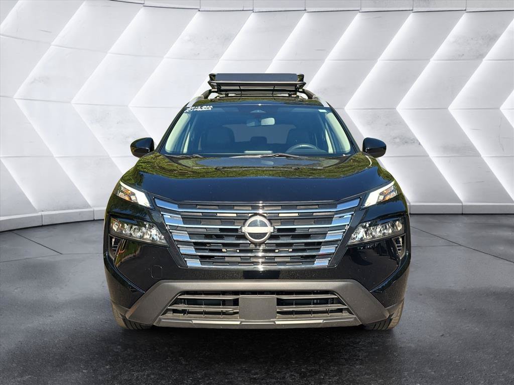Used 2024 Nissan Rogue SV w/ SV Premium Package AWD/4WD image 8