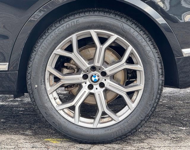 Certified 2024 BMW X7 xDrive40i w/ Premium Package image 4