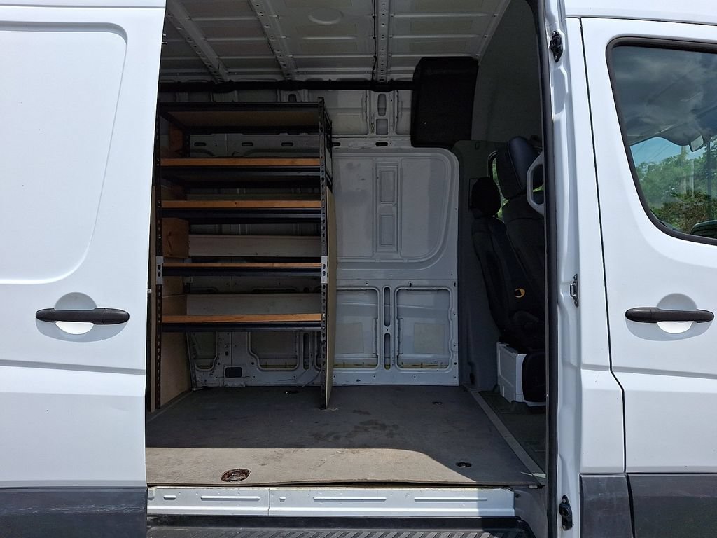 Used 2017 Mercedes-Benz Sprinter 2500 image 13