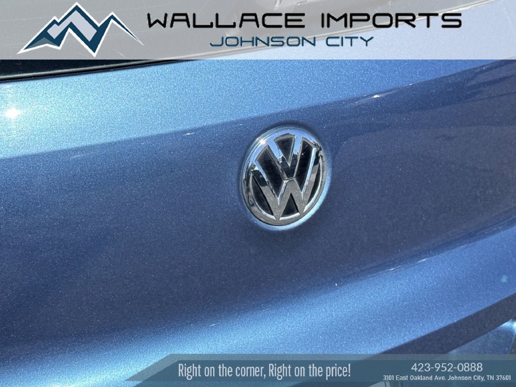 Used 2017 Volkswagen Tiguan SEL AWD/4WD image 1