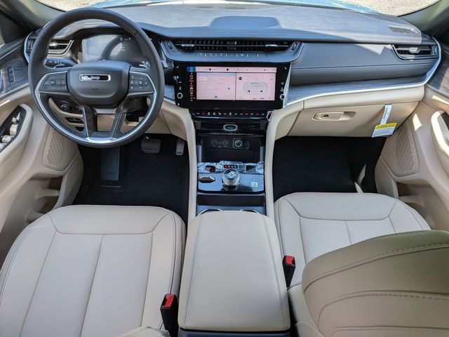 New 2026 Jeep Grand Cherokee Limited AWD/4WD image 16