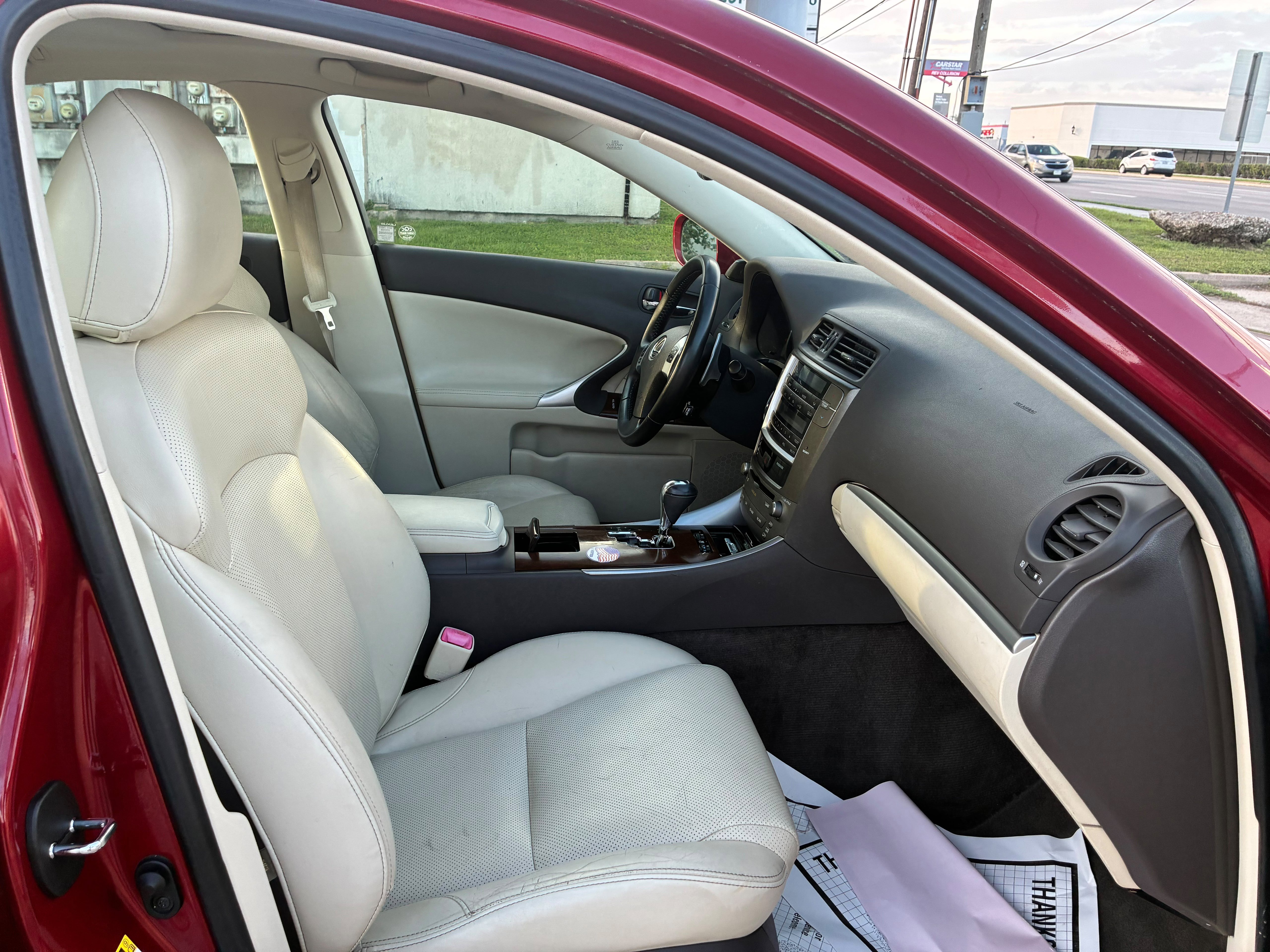 Used 2013 Lexus IS 250 AWD w/ Premium Pkg image 4